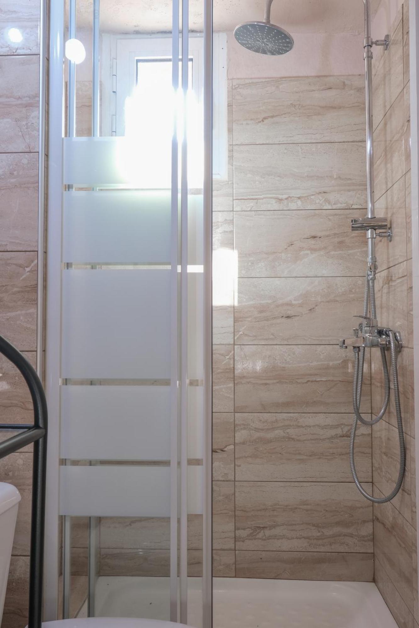 Chara'S Luxury Home Kalampáka Ngoại thất bức ảnh