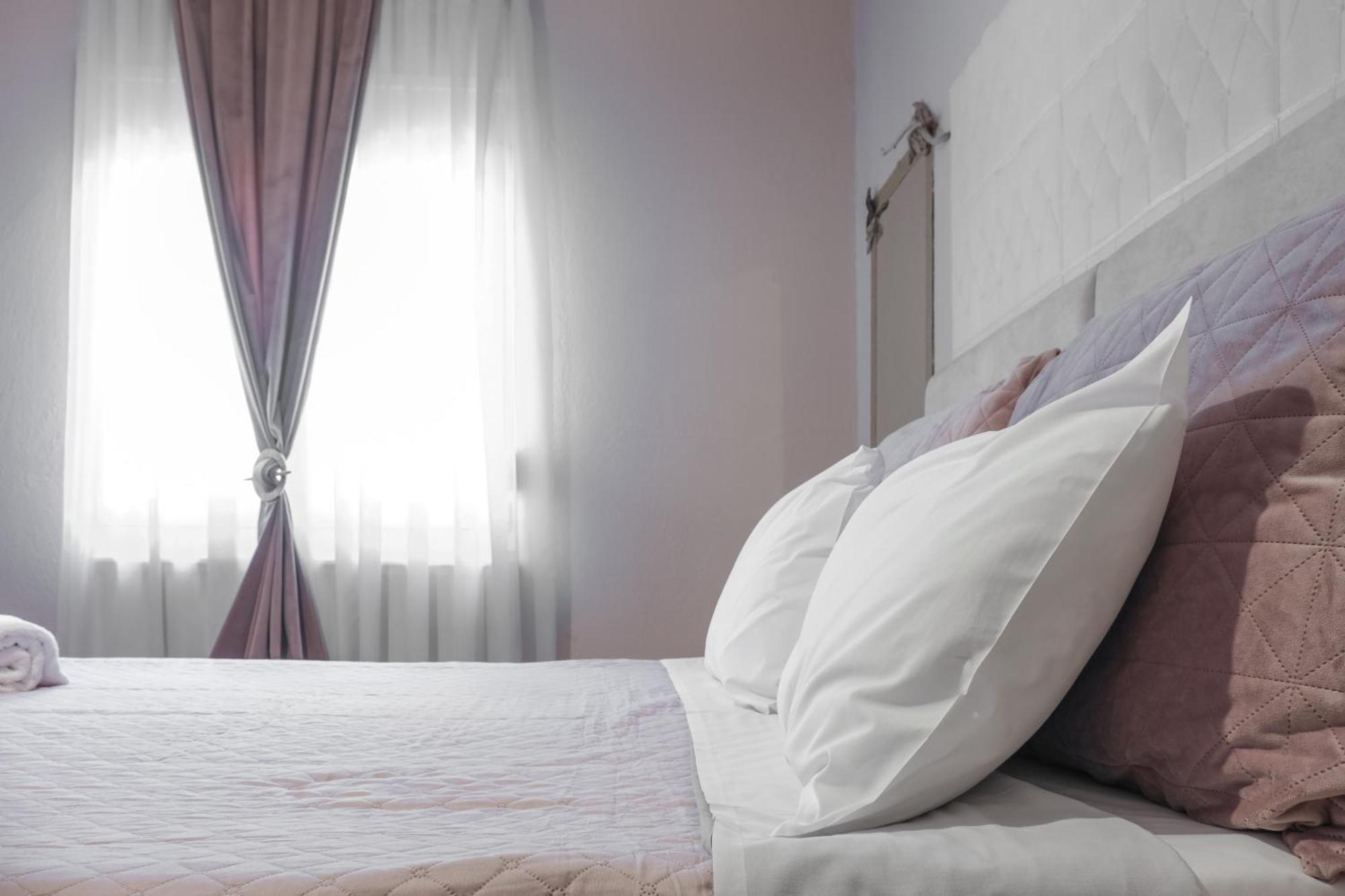Chara'S Luxury Home Kalampáka Ngoại thất bức ảnh